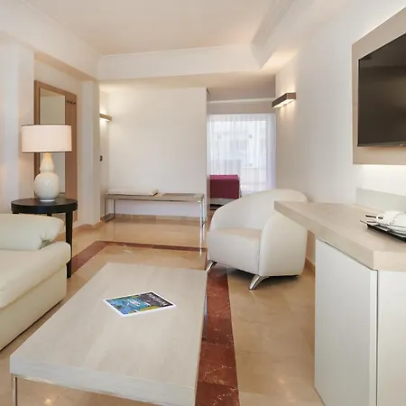 Готель Grupotel Acapulco Playa - Adults Only 4*