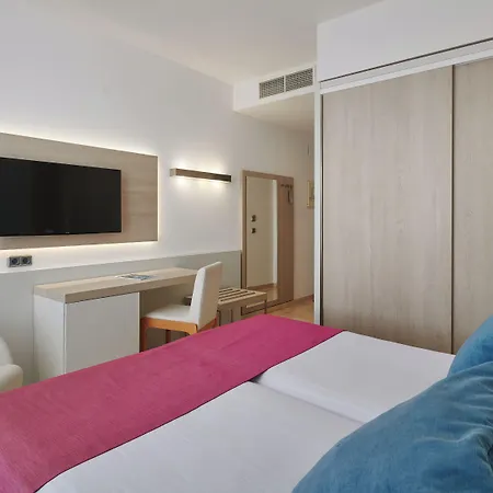 Готель Grupotel Acapulco Playa - Adults Only 4*