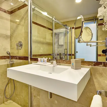 Grupotel Acapulco Playa - Adults Only 4* بلايا ذي بالما