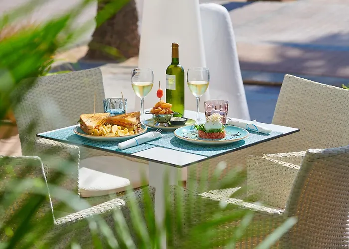 Отель Grupotel Acapulco Playa - Adults Only